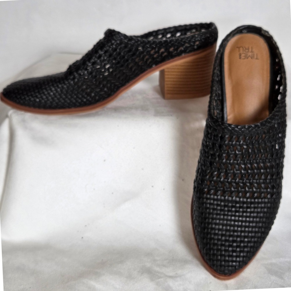 Womens Size 8.5 Black Woven Mules Stacked Block Heel Shoes Minimalist Boho